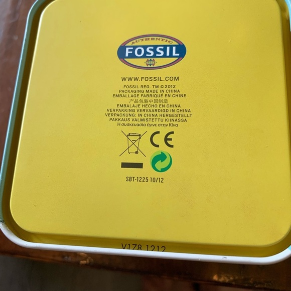 Fossil metal watch box B5 - Picture 6 of 8
